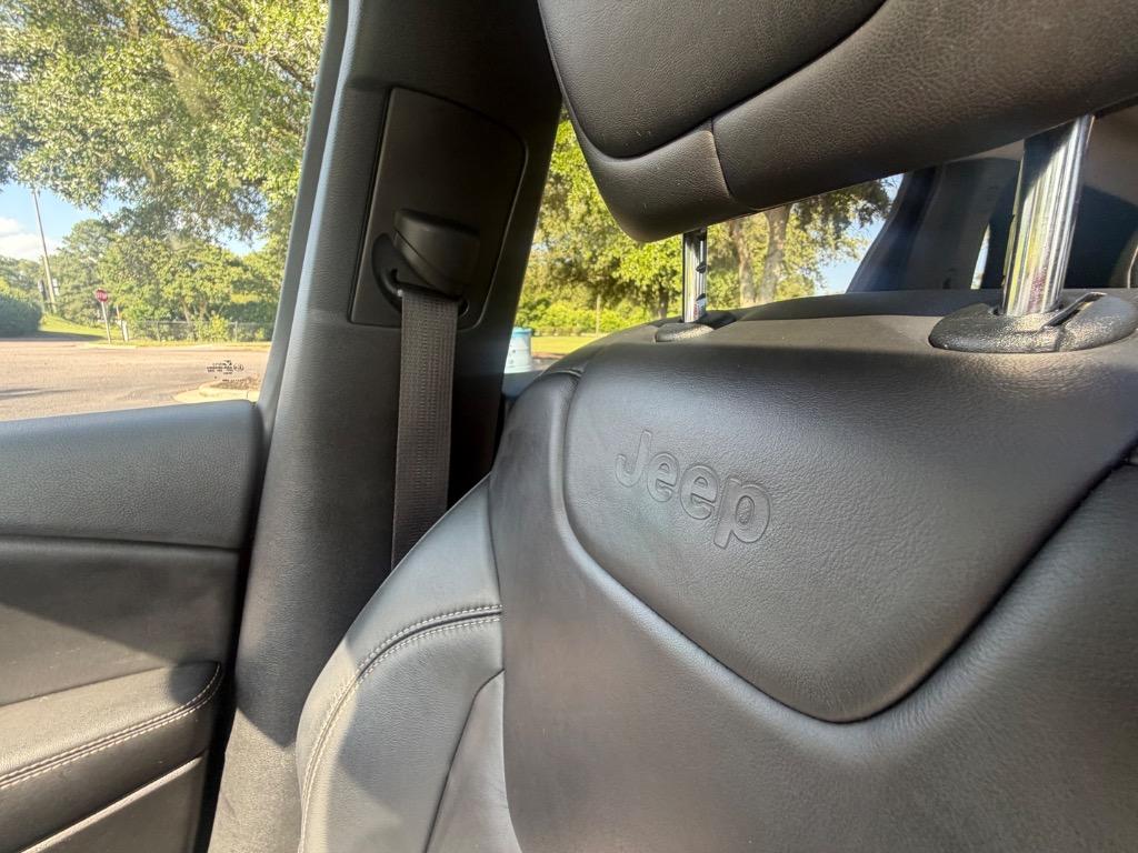 2018 Jeep Cherokee - $16,900