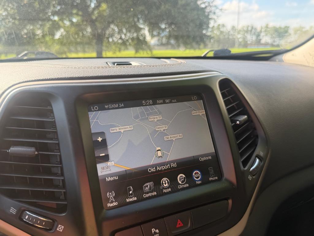 2018 Jeep Cherokee - $16,900
