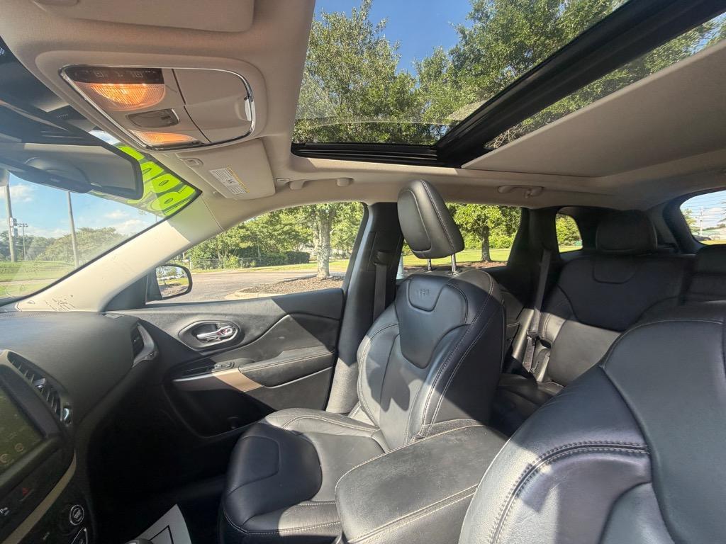 2018 Jeep Cherokee - $16,900
