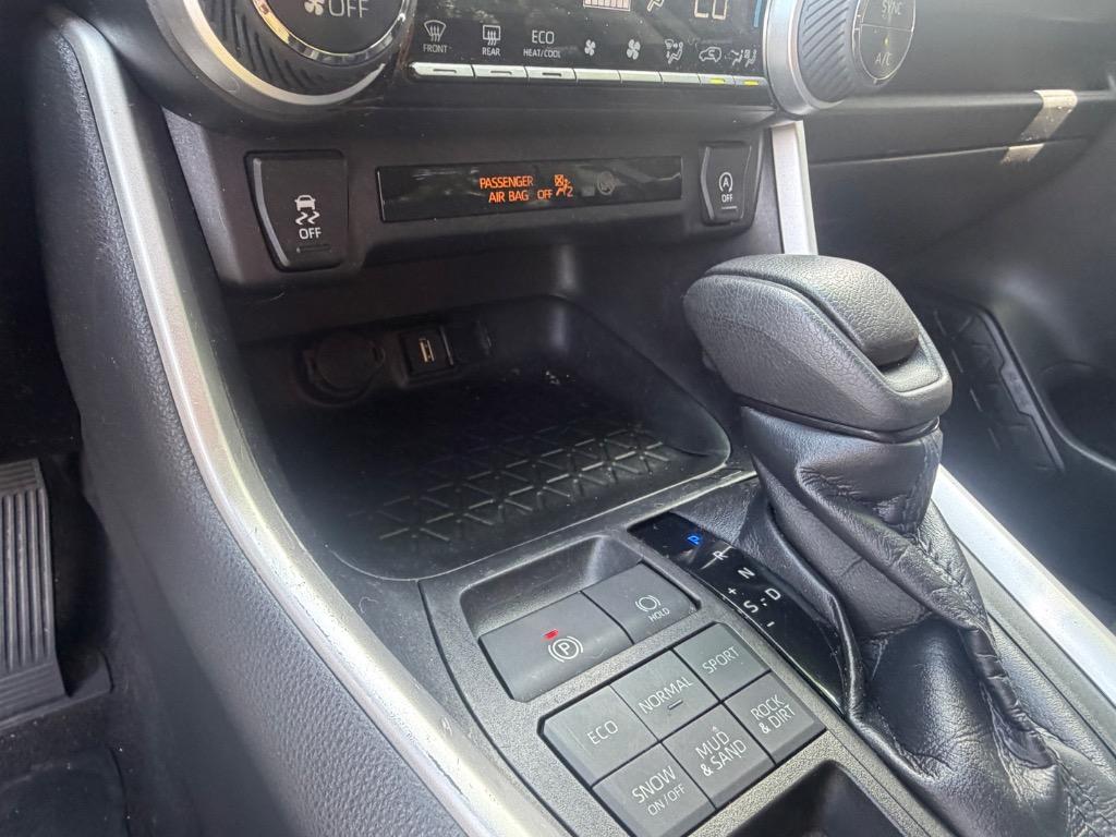 2021 Toyota RAV4 - $24,900