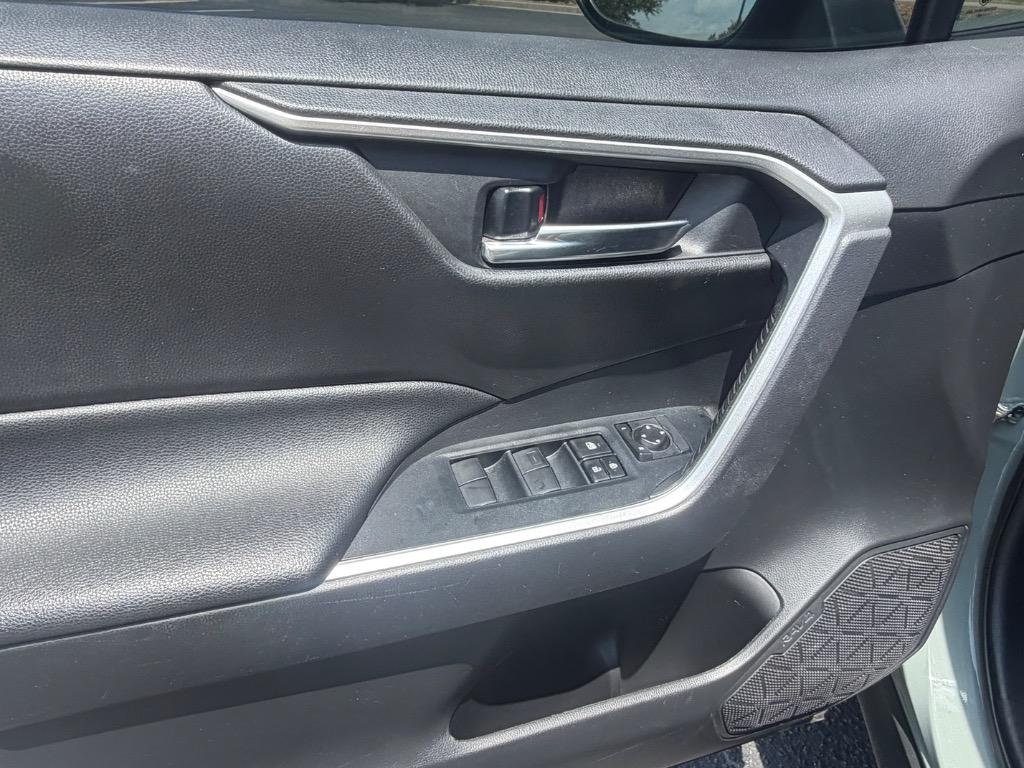 2021 Toyota RAV4 - $24,900