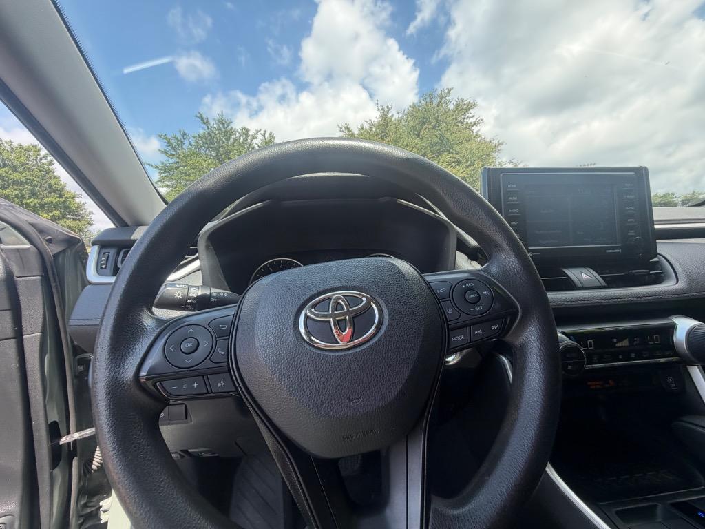 2021 Toyota RAV4 - $24,900