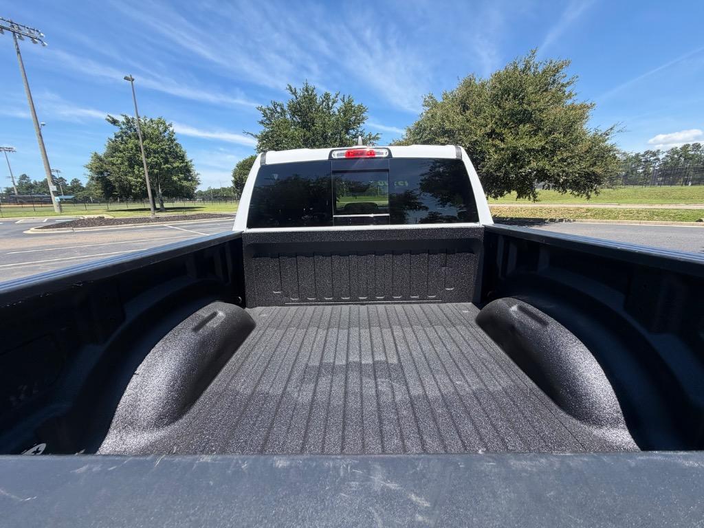 2025 Ram 1500 - $43,900