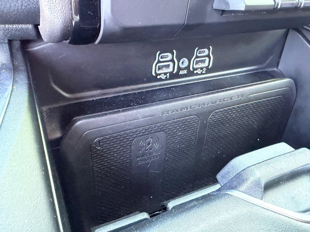 2025 Ram 1500 - $43,900