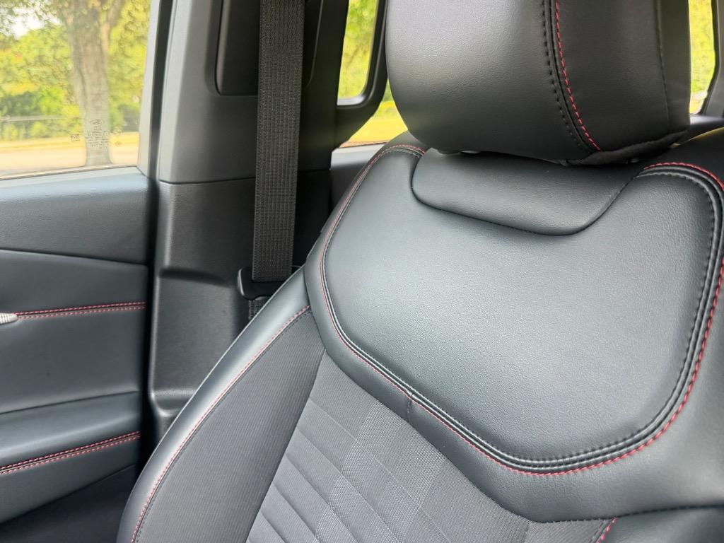 2025 Ford Explorer - $43,900