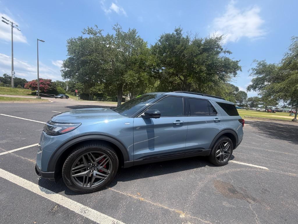 2025 Ford Explorer - $43,900