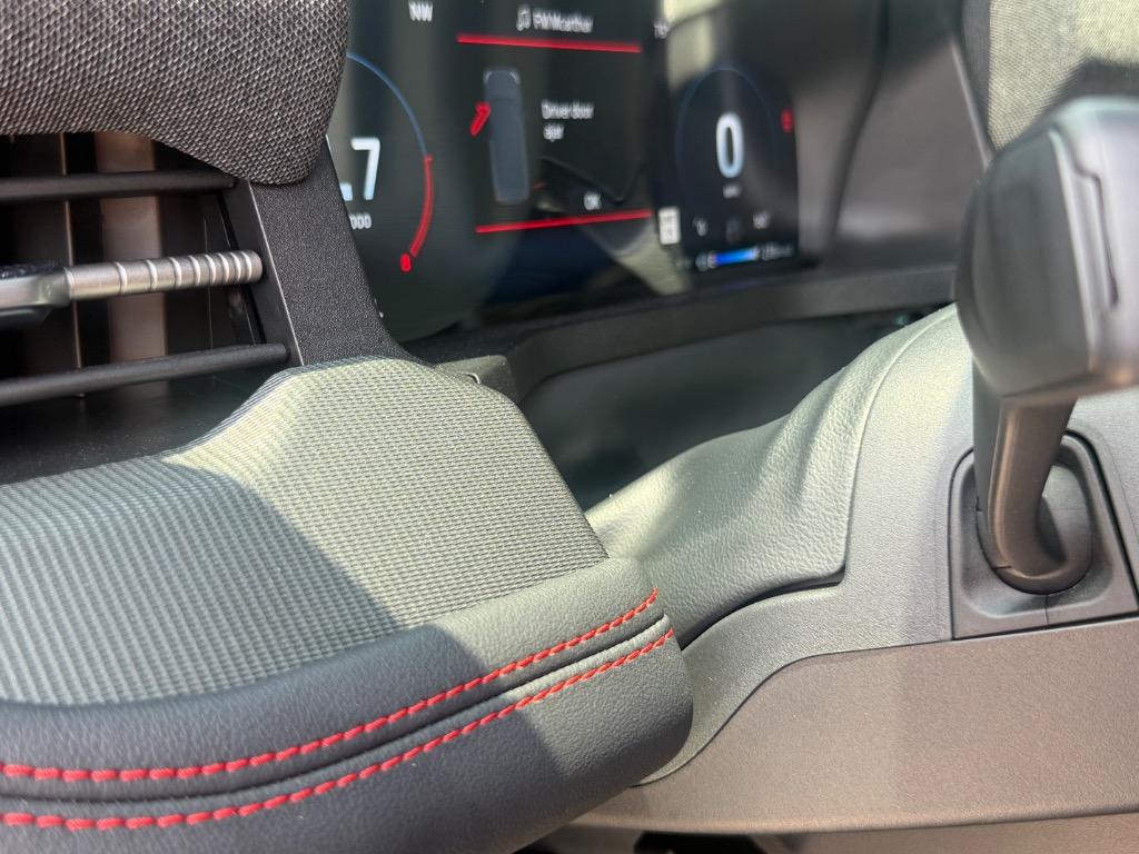 2025 Ford Explorer - $43,900