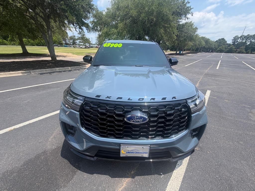 2025 Ford Explorer - $43,900