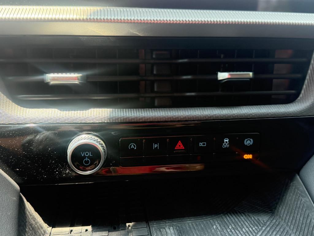 2025 Ford Explorer - $43,900