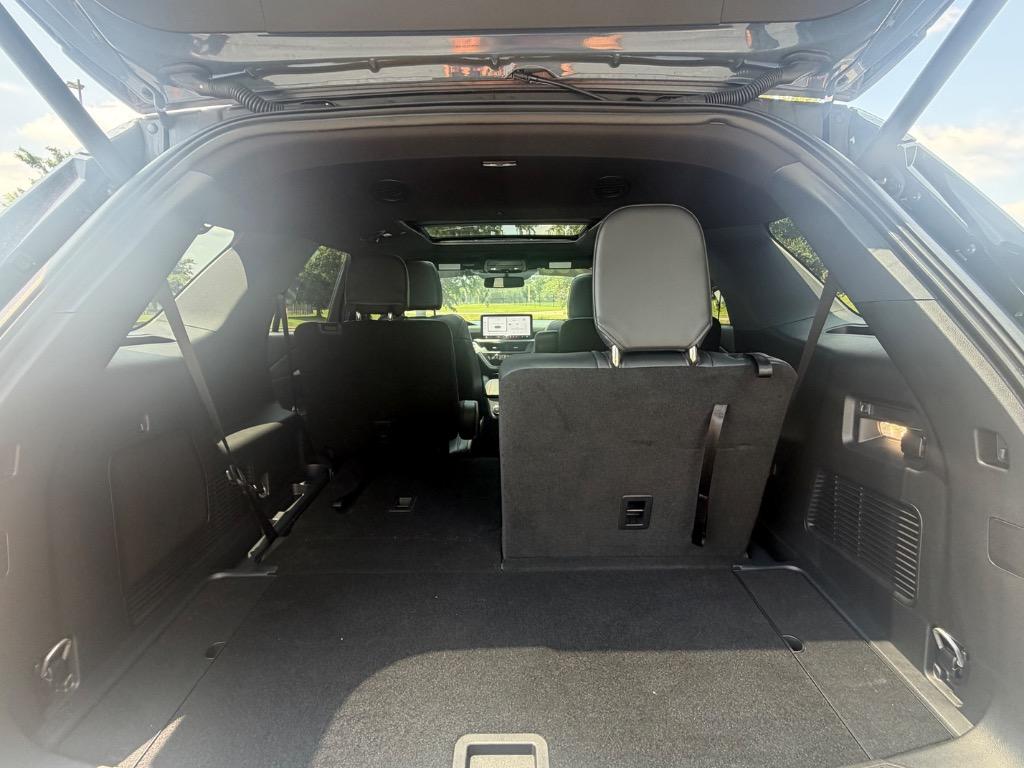 2025 Ford Explorer - $43,900