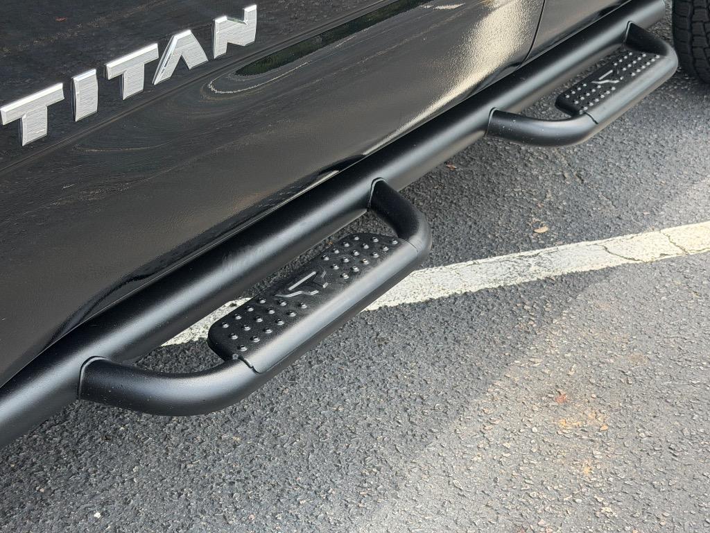 2023 Nissan Titan - $37,900