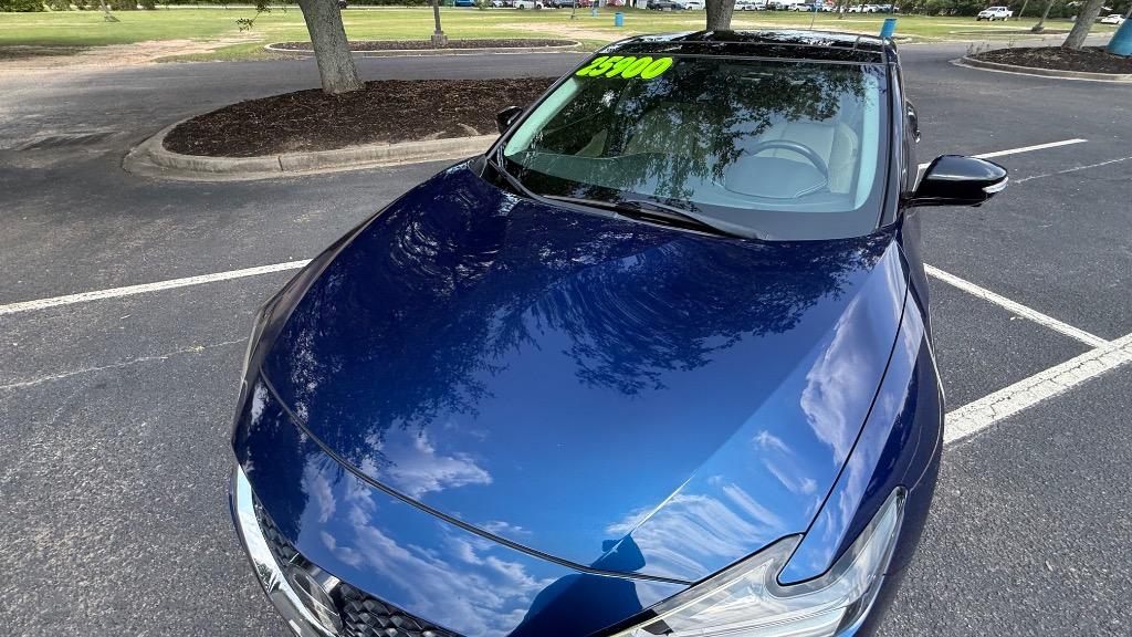 2021 Nissan Maxima - $25,900