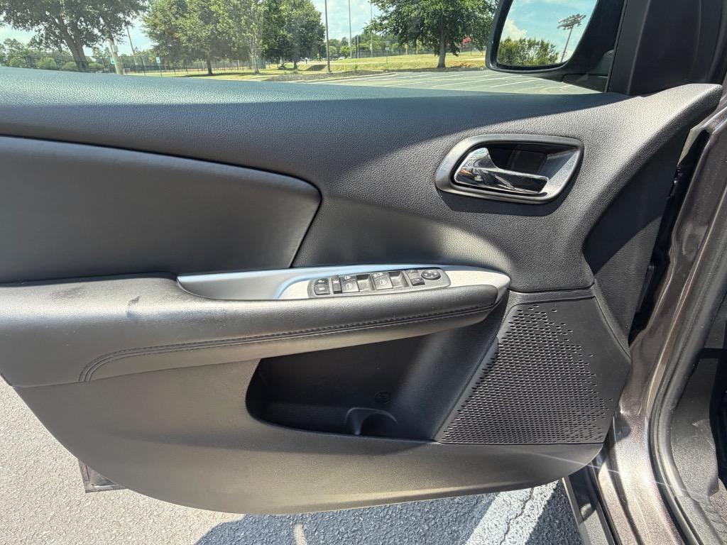 2020 Dodge Journey - $14,900