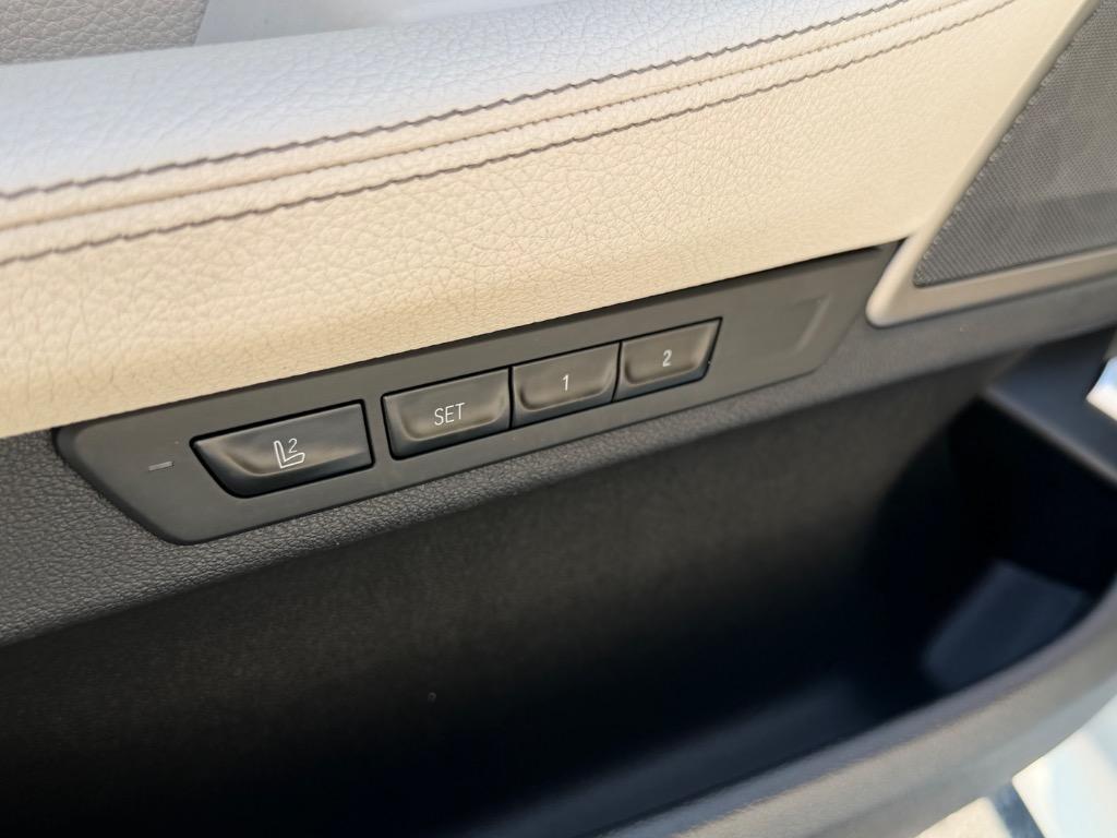 2021 BMW 740i - $36,900