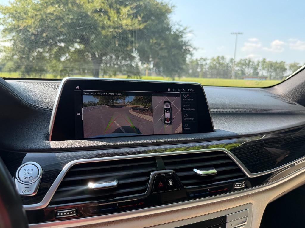 2021 BMW 740i - $36,900