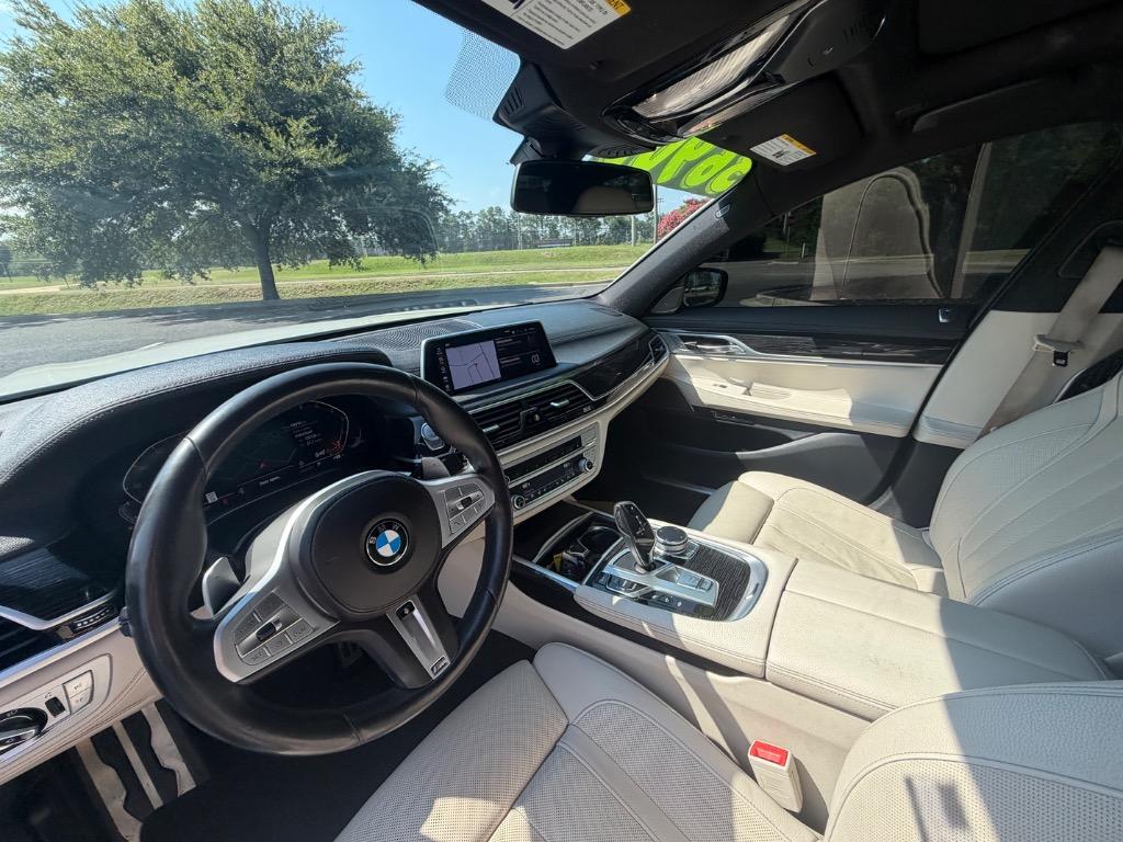 2021 BMW 740i - $36,900