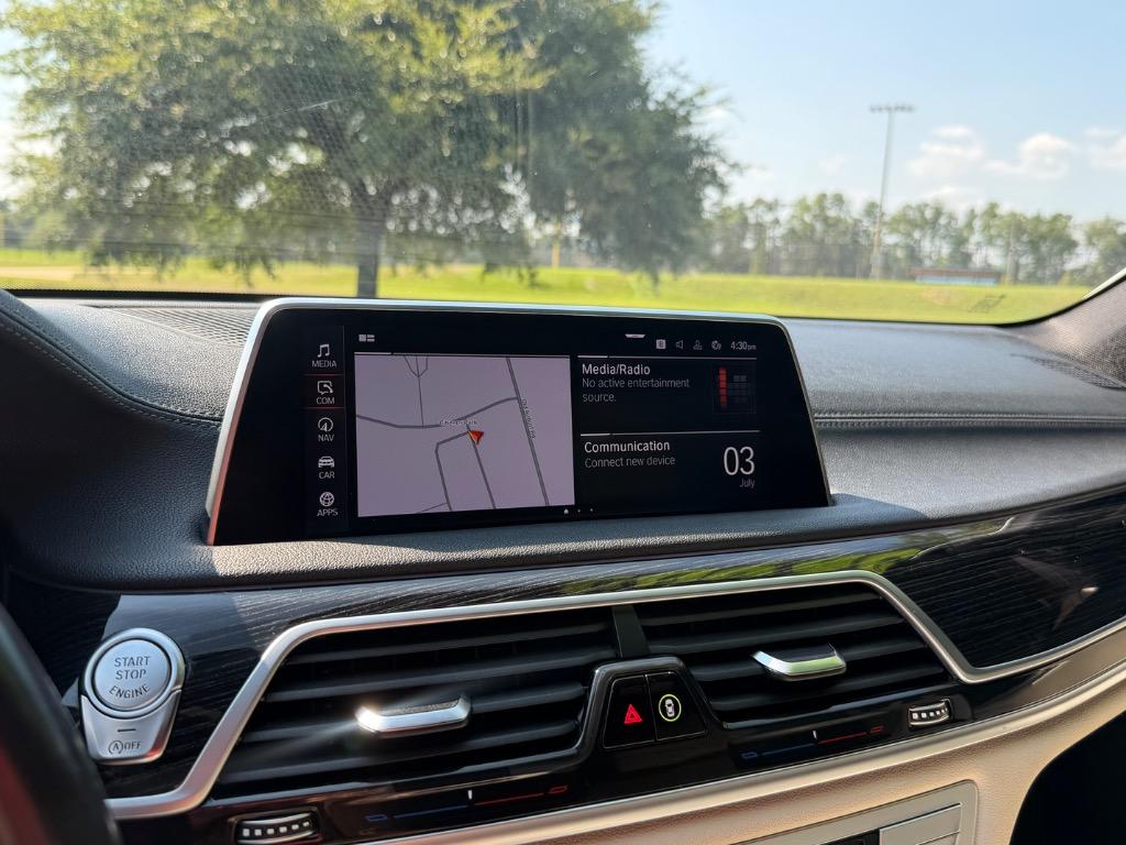 2021 BMW 740i - $36,900