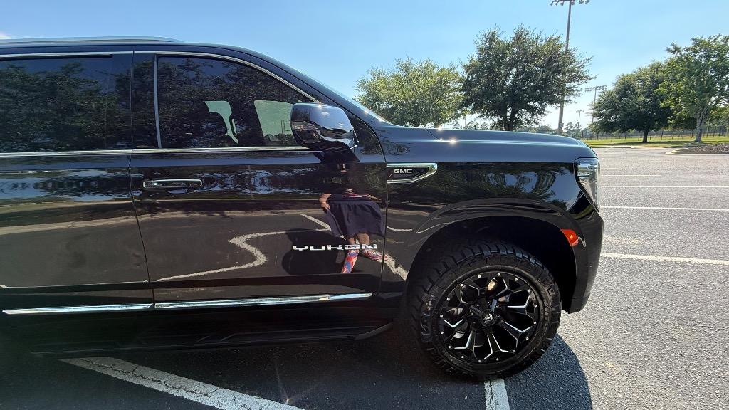 2023 GMC Yukon - $54,900
