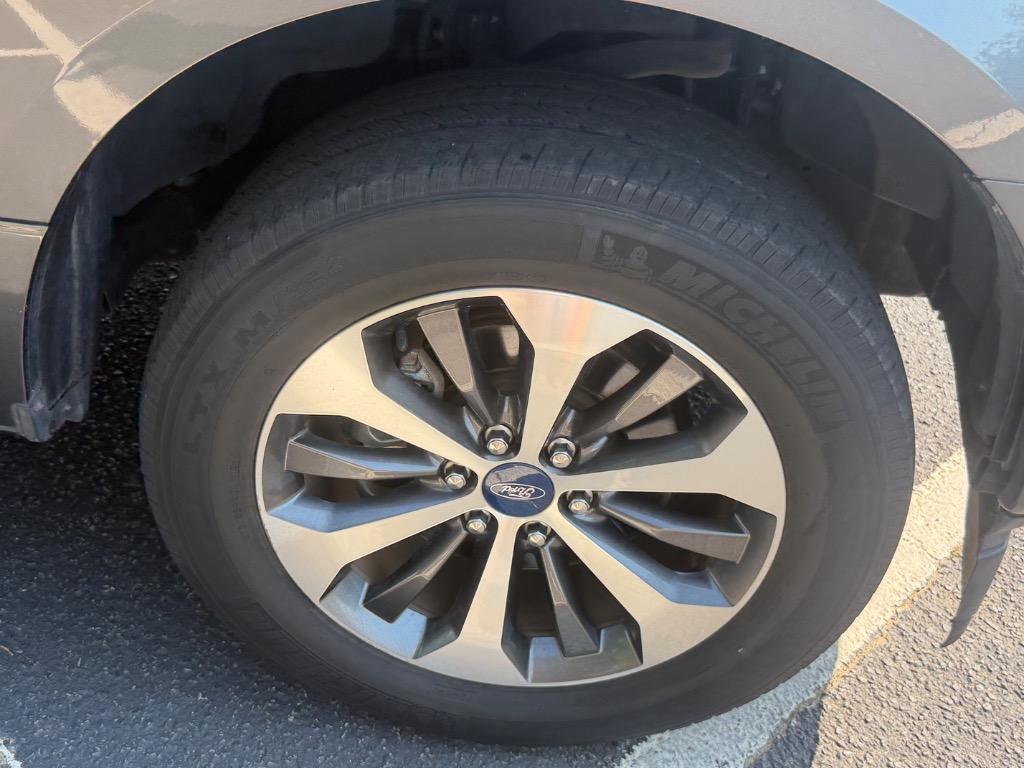 2020 Ford F150 - $28,900