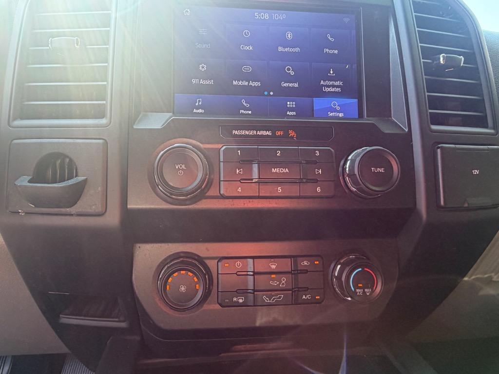 2020 Ford F150 - $28,900