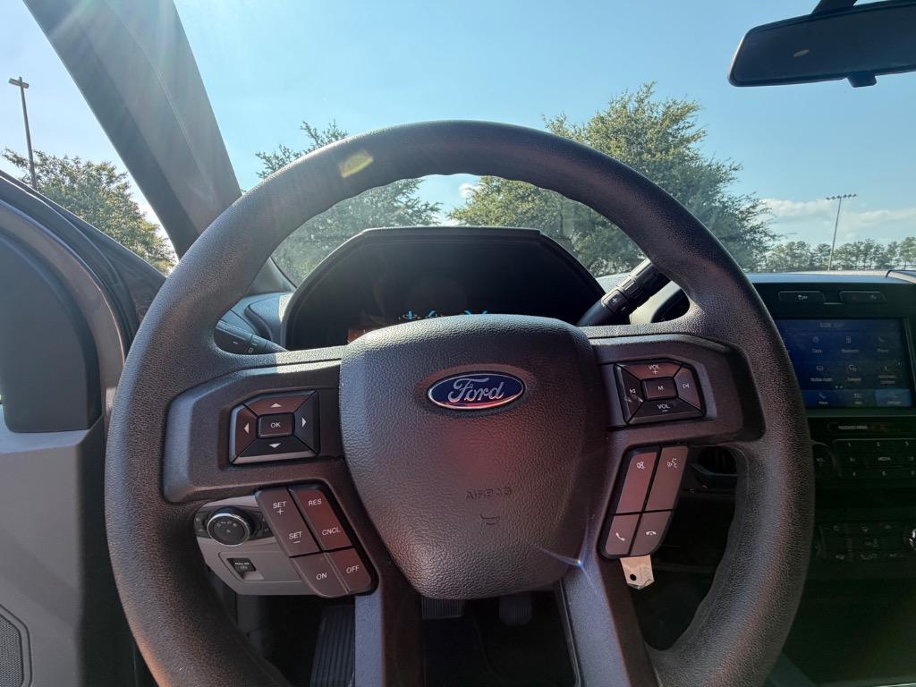 2020 Ford F150 - $28,900