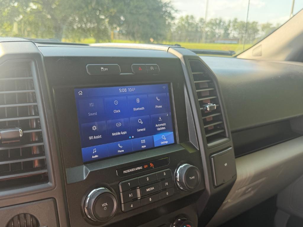 2020 Ford F150 - $28,900