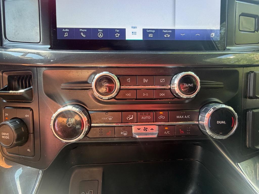 2023 Ford F-150 - $40,900