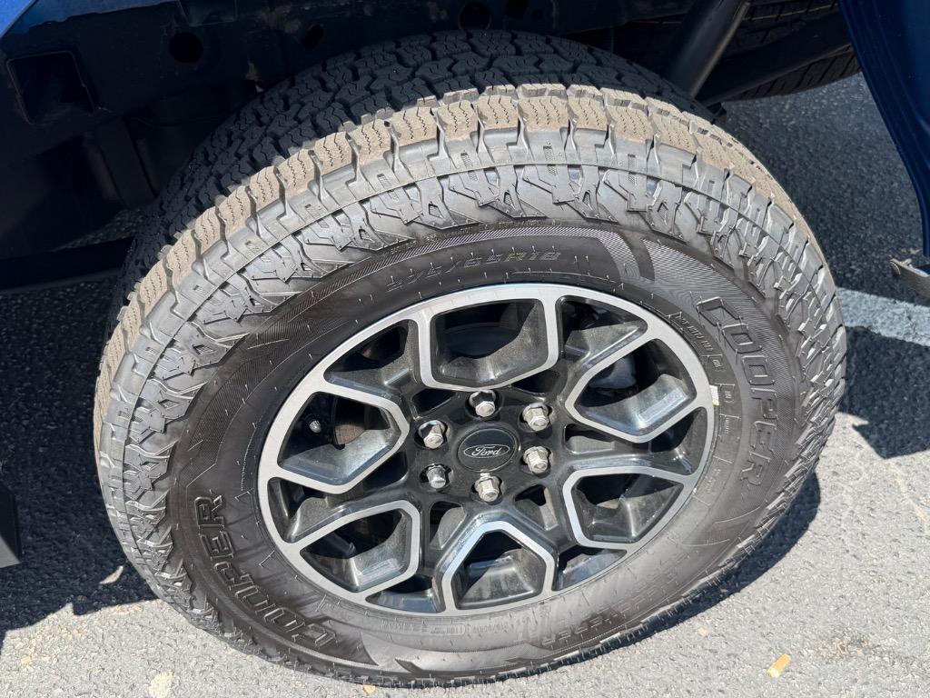 2023 Ford F-150 - $40,900