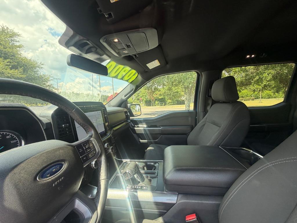 2023 Ford F-150 - $40,900
