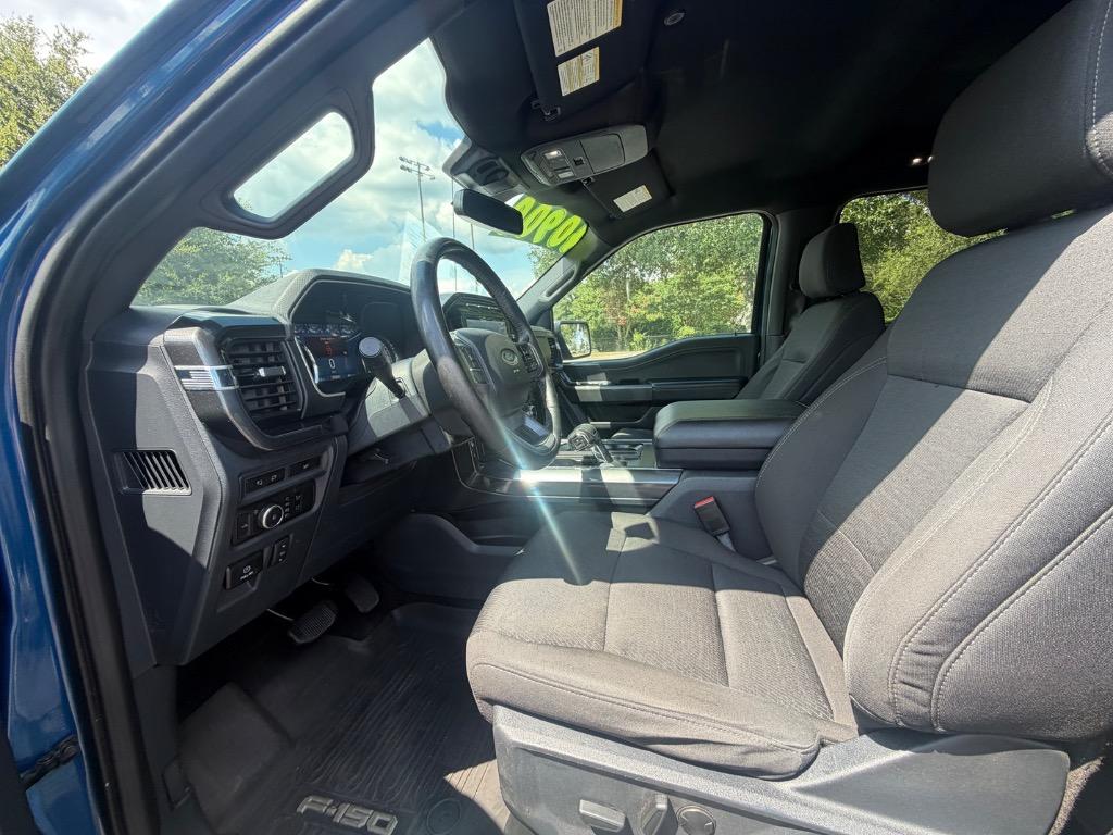 2023 Ford F-150 - $40,900