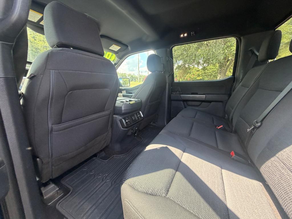 2023 Ford F-150 - $40,900