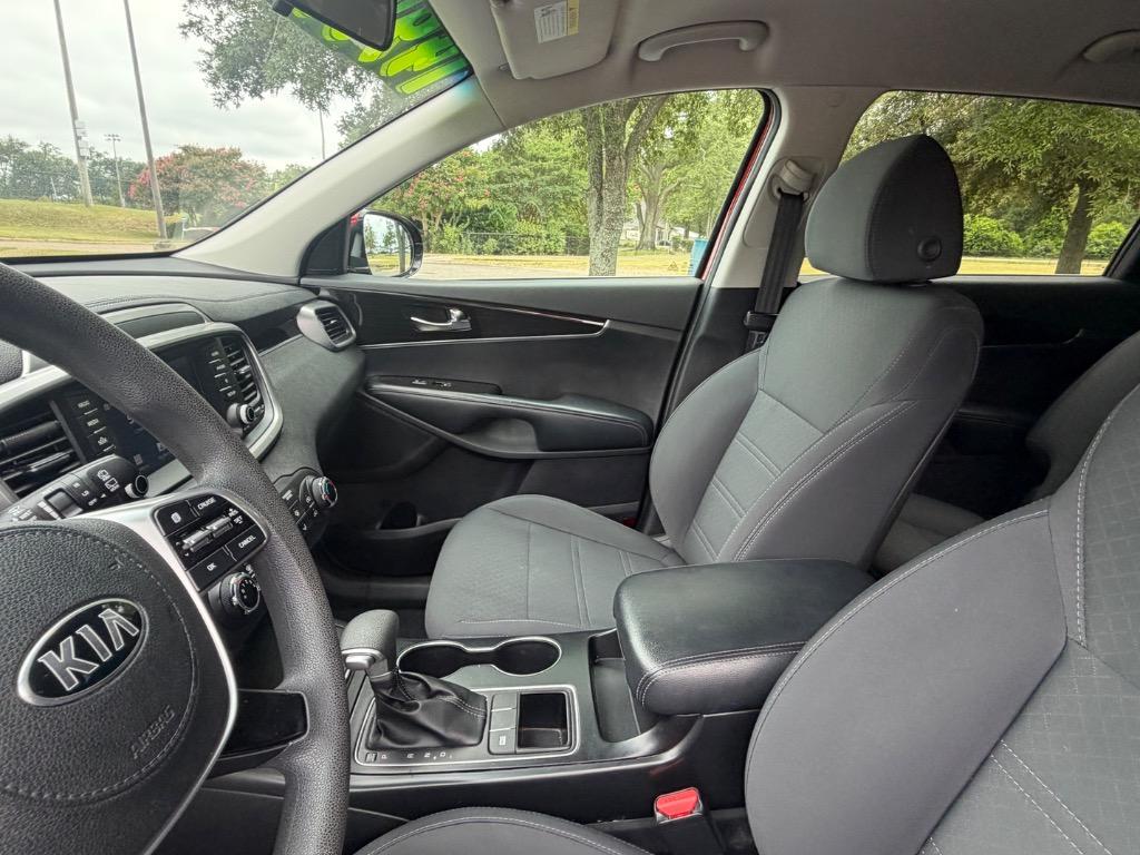 2020 Kia Sorento - $14,900