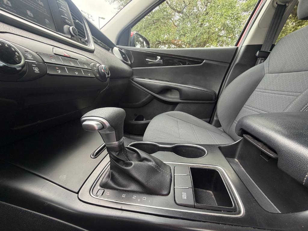 2020 Kia Sorento - $14,900