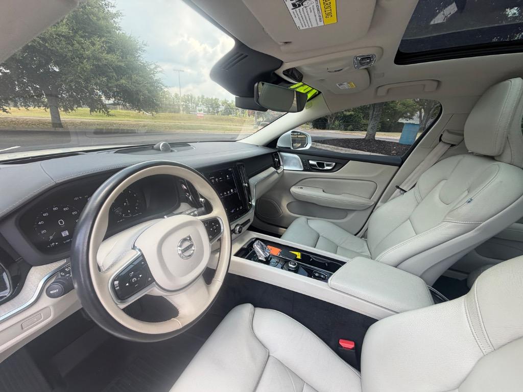 2022 Volvo S60 - $24,900