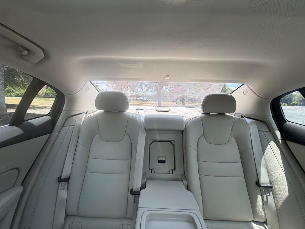 2022 Volvo S60 - $24,900