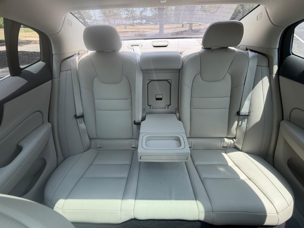 2022 Volvo S60 - $24,900