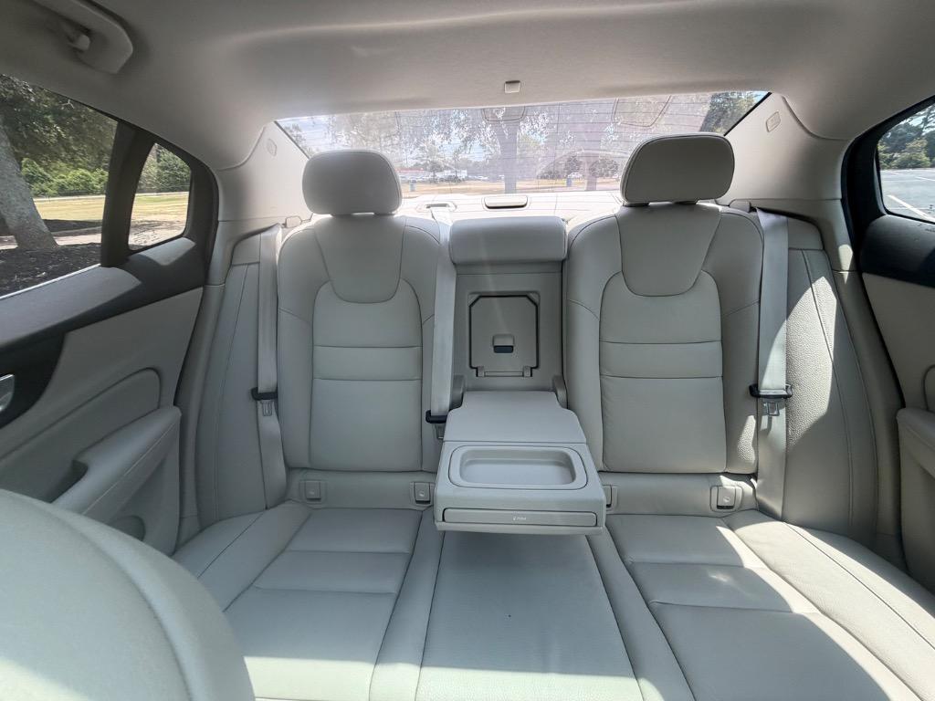 2022 Volvo S60 - $24,900