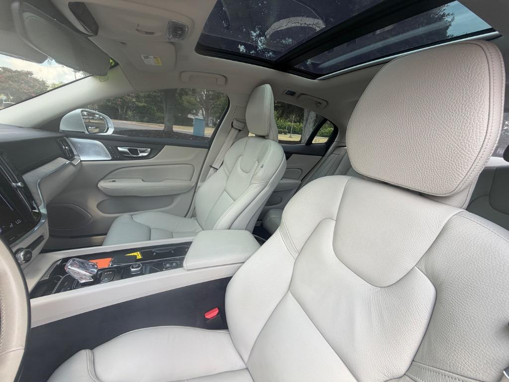 2022 Volvo S60 - $24,900