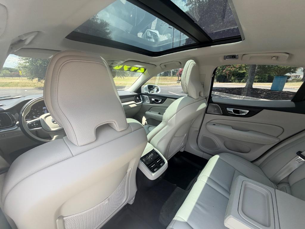 2022 Volvo S60 - $24,900
