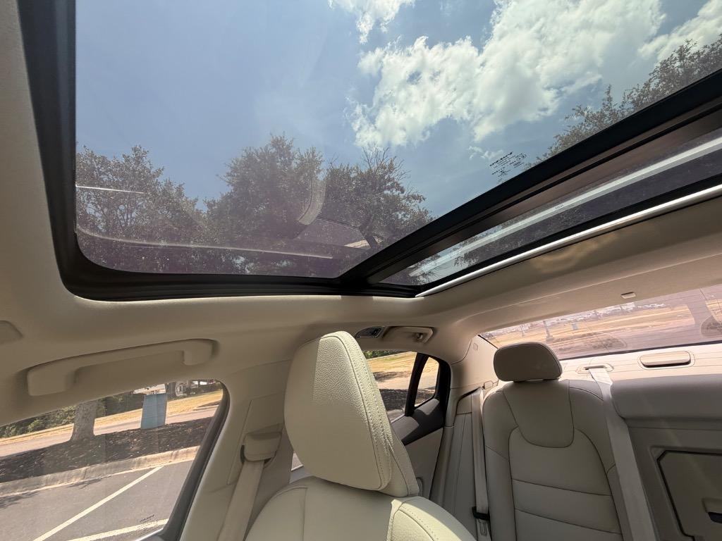 2022 Volvo S60 - $24,900