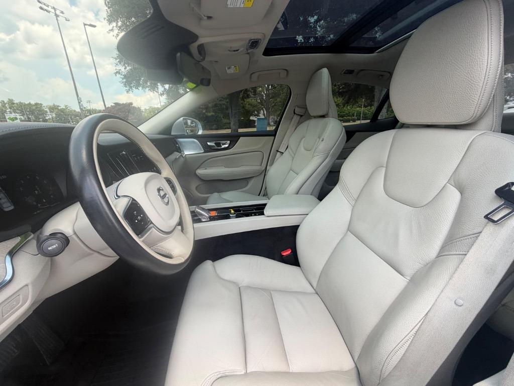 2022 Volvo S60 - $24,900