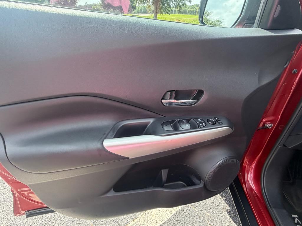 2020 Nissan Kicks - $15,900