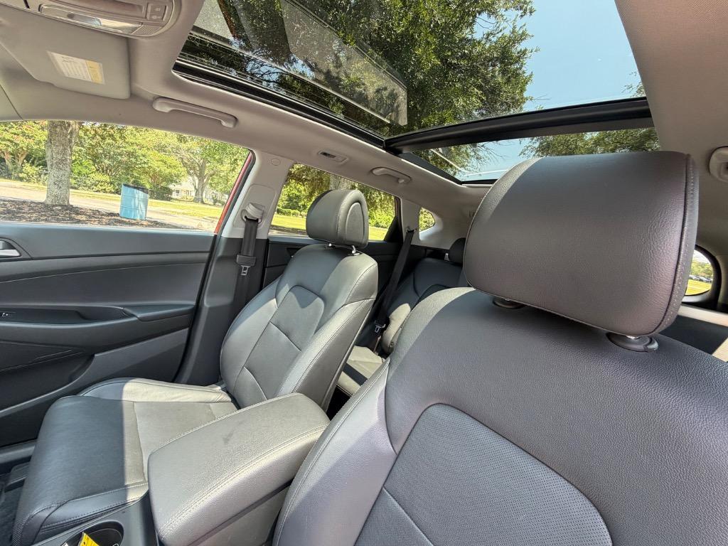 2016 Hyundai Tucson - $16,900