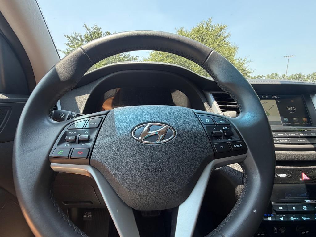 2016 Hyundai Tucson - $16,900