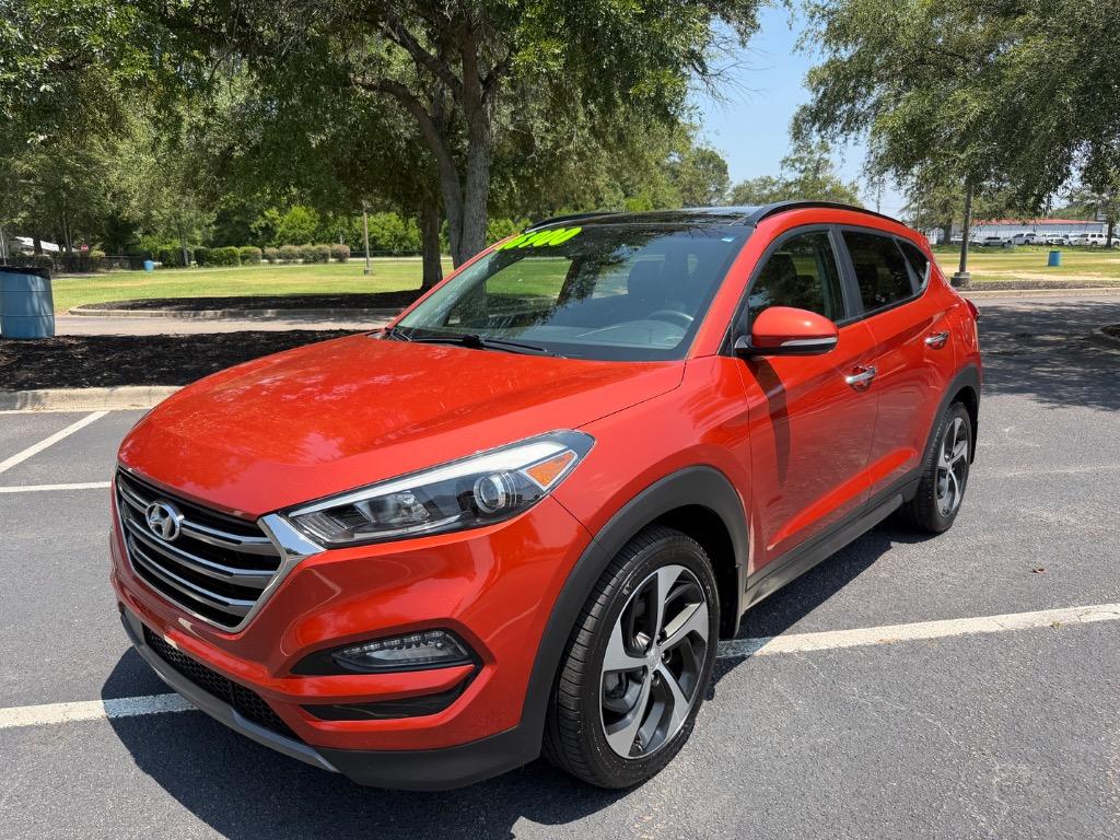 2016 Hyundai Tucson - $16,900