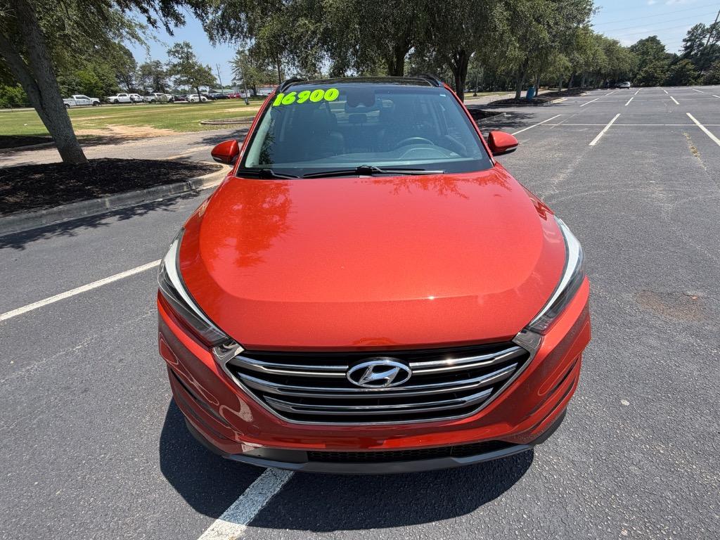 2016 Hyundai Tucson - $16,900