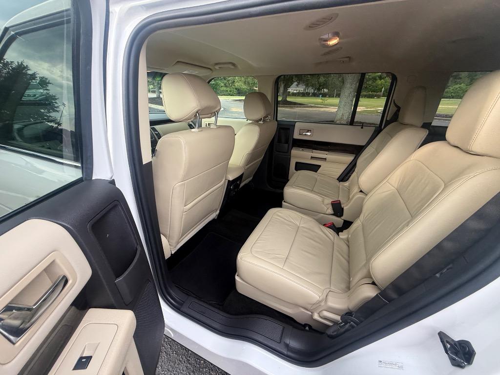 2015 Ford Flex - $13,900