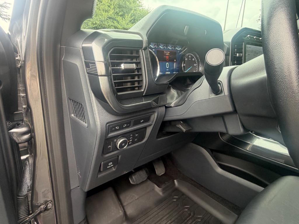 2022 Ford F-150 - $37,900