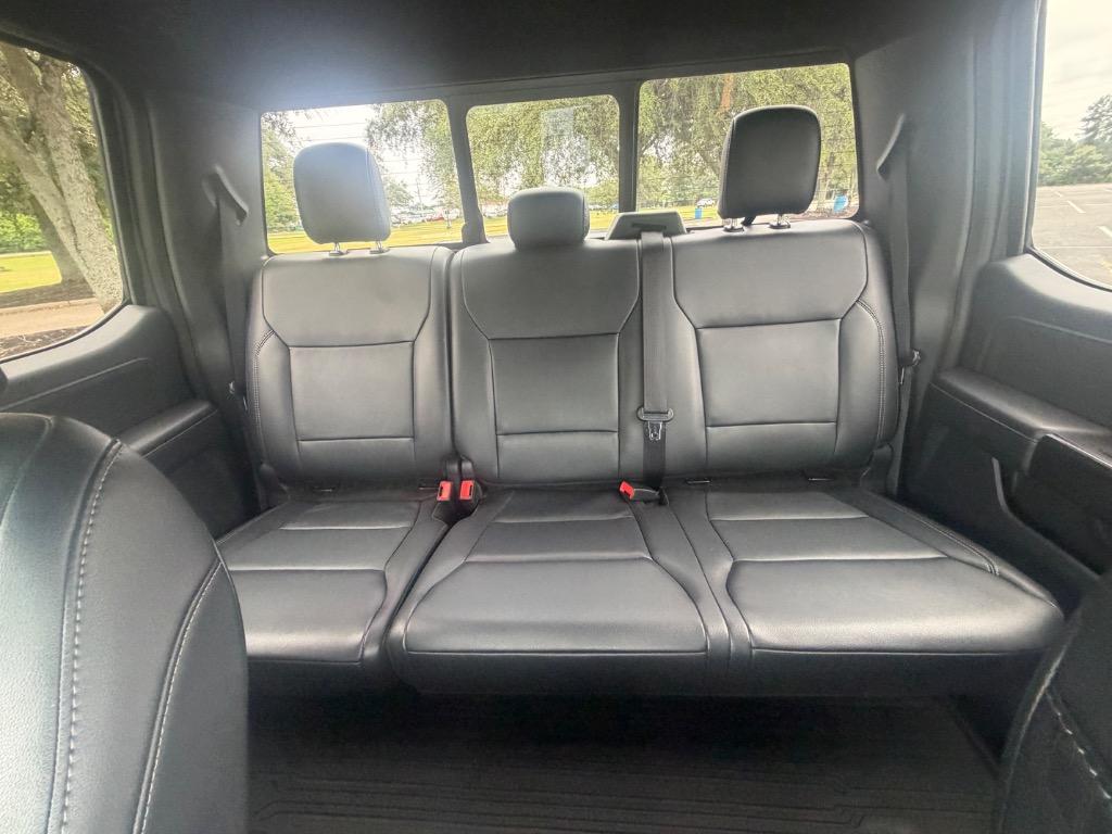 2022 Ford F-150 - $37,900
