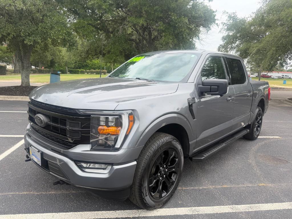 2022 Ford F-150 - $37,900